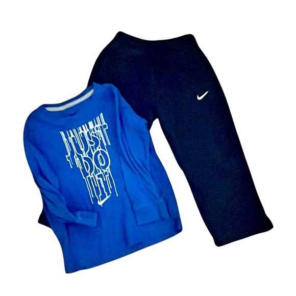 NIKE BUNDLE: Nike long sleeve shirt and Nike pants - Picture 1 of 4
